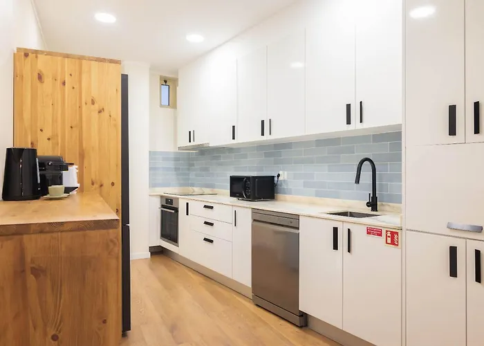 Feriehus Liiiving In - Downtown Comfort House Porto