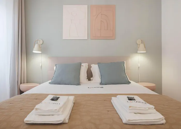 Liiiving In - Downtown Comfort House Feriehus Porto