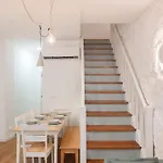 Σπίτι διακοπών Liiiving In - Downtown Comfort House