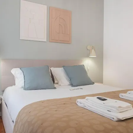 Liiiving In - Downtown Comfort House Vakantiehuis Porto